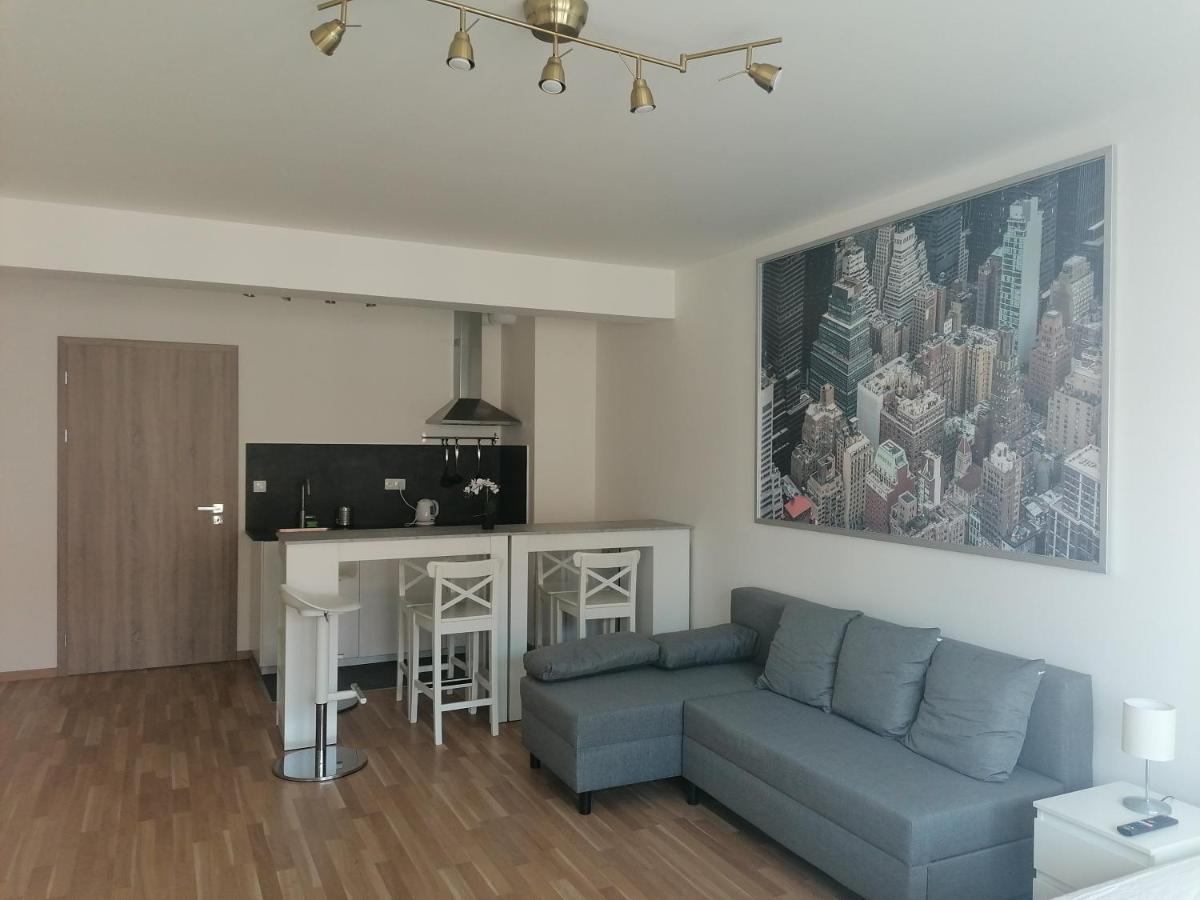 Brand New Two Room Apartment #64 In Elite Rezidence With Free Secure Parking Prague Ngoại thất bức ảnh